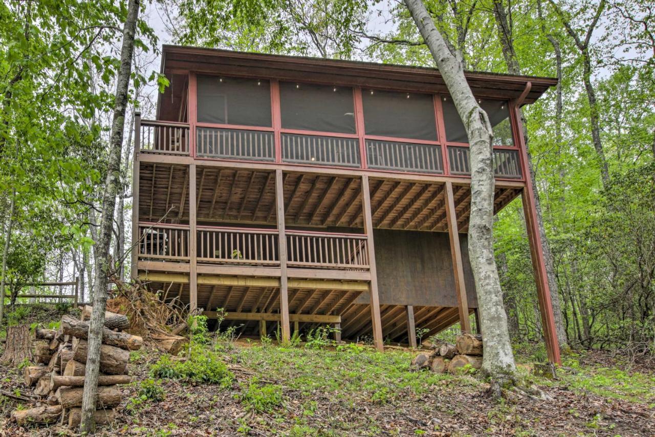 Peaceful Blue Ridge Cabin With Decks And Fire Pit Экстерьер фото